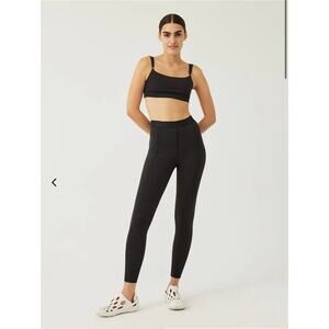 Outdoor Voices NWT Super form Double StrapSports Bra Bubble Gum Pink Size XL